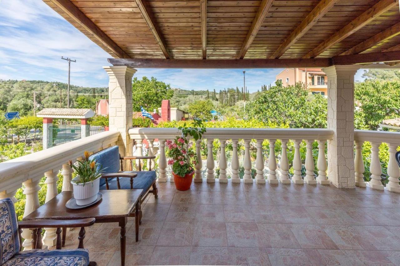 Malotu Resort Szinarádesz Kültér fotó